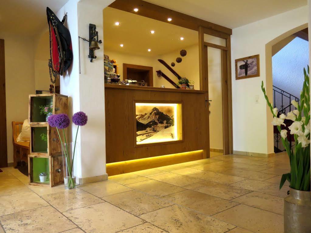 Hotel Garni Lavendel 레흐암 아르베르크 외부 사진